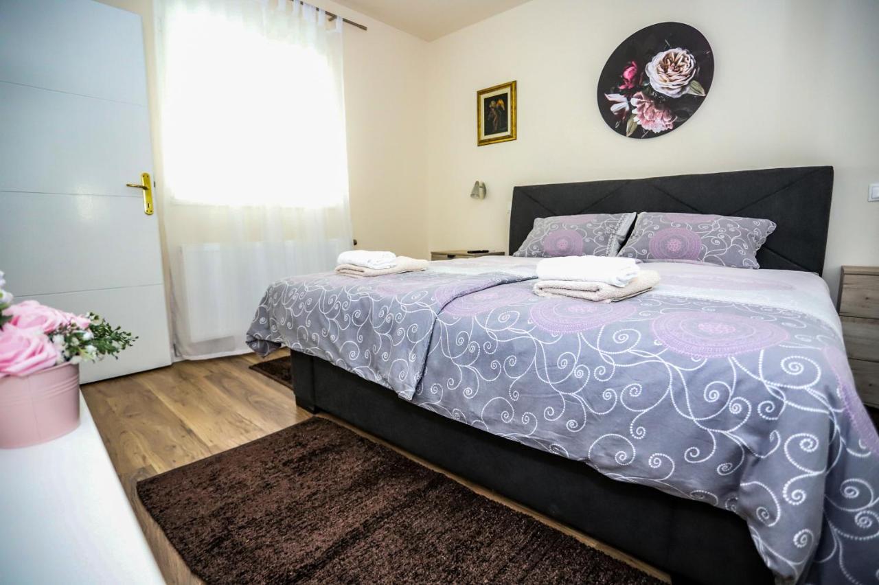 Apartman Veronika Ðakovo Eksteriør bilde